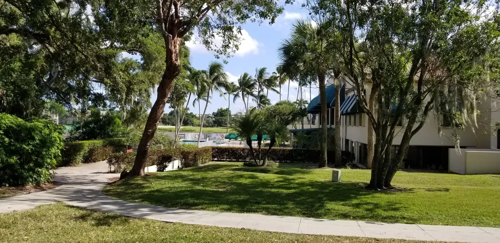 1831 Sabal Palm Drive Davie FL 33324