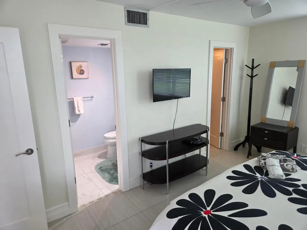 1831 Sabal Palm Drive Davie FL 33324