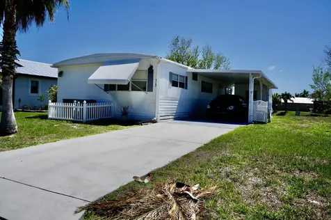 31 Mediterranean Boulevard N Port St Lucie FL 34952