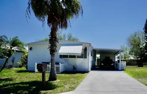 31 Mediterranean Boulevard N Port St Lucie FL 34952