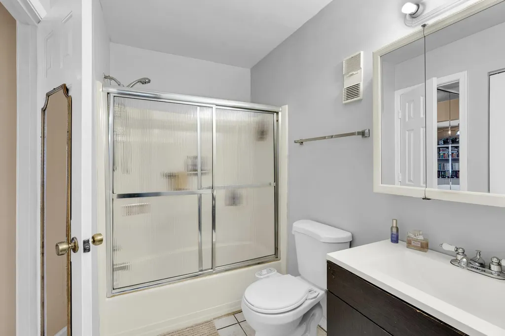 3 Vía De Casas Sur Boynton Beach FL 33426
