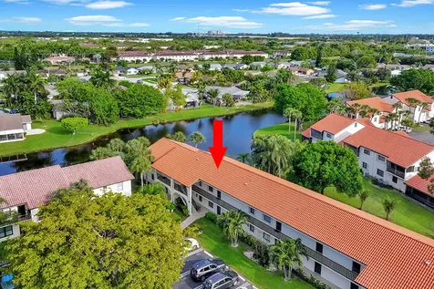 3 Vía De Casas Sur Boynton Beach FL 33426
