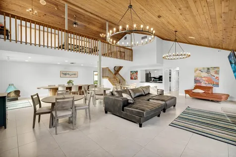 3 Vía De Casas Sur Boynton Beach FL 33426