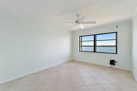 175 SE Saint Lucie Boulevard Stuart FL 34996
