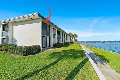 175 SE Saint Lucie Boulevard Stuart FL 34996