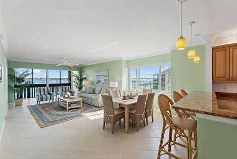 175 SE Saint Lucie Boulevard Stuart FL 34996