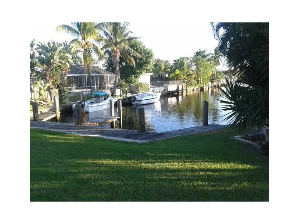520 SW 15th Street Pompano Beach FL 33060