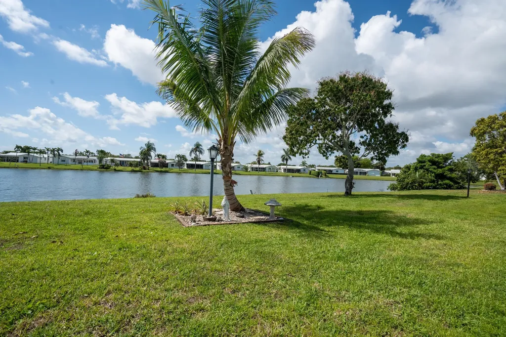 2028 SW 19th Avenue Boynton Beach FL 33426