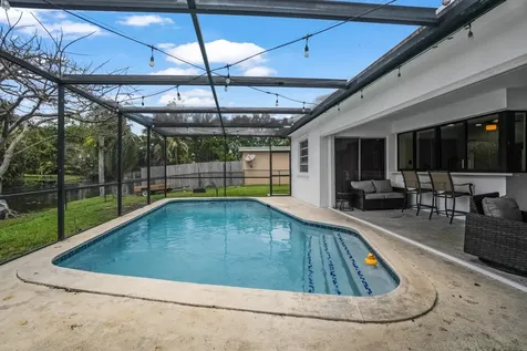 5221 SW 89th Avenue Cooper City FL 33328