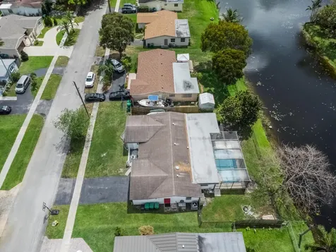 5221 SW 89th Avenue Cooper City FL 33328