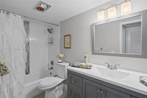 4800 Bayview Drive Fort Lauderdale FL 33308