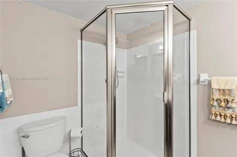 4800 Bayview Drive Fort Lauderdale FL 33308