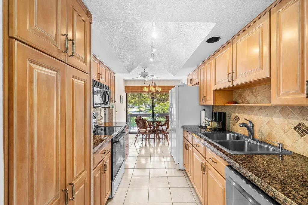 7809 Lakeside Boulevard Boca Raton FL 33434