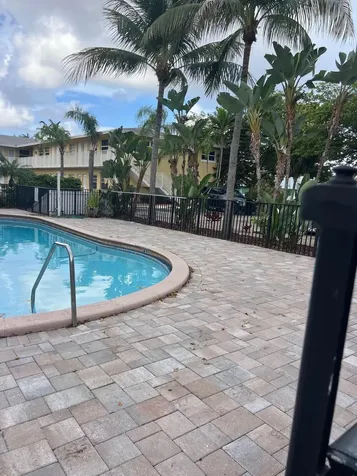 4051 NE 13th Avenue Oakland Park FL 33334