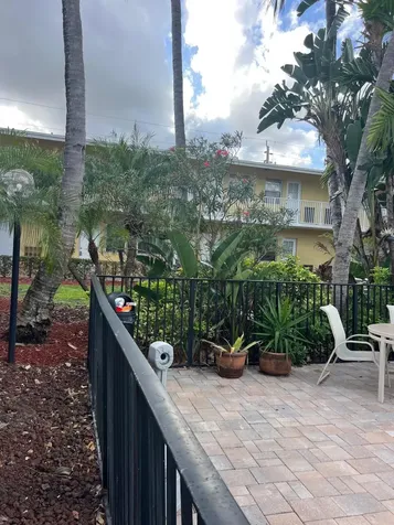 4051 NE 13th Avenue Oakland Park FL 33334