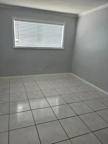 4051 NE 13th Avenue Oakland Park FL 33334