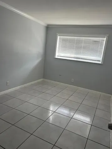 4051 NE 13th Avenue Oakland Park FL 33334