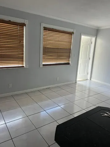 4051 NE 13th Avenue Oakland Park FL 33334