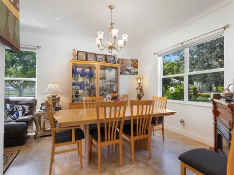 6025 Indian Forest Circle Lake Worth FL 33463