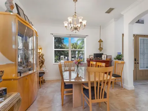 6025 Indian Forest Circle Lake Worth FL 33463