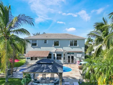 6025 Indian Forest Circle Lake Worth FL 33463