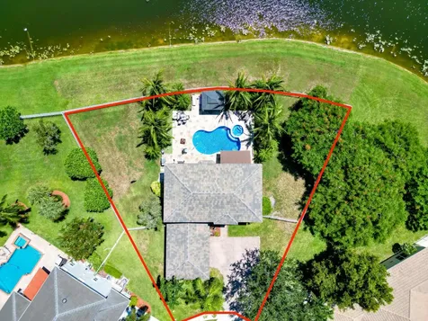 6025 Indian Forest Circle Lake Worth FL 33463