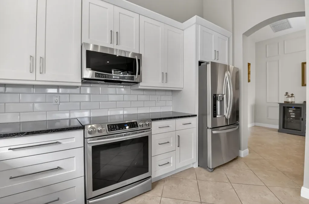 8647 Via Avellino Lake Worth FL 33467