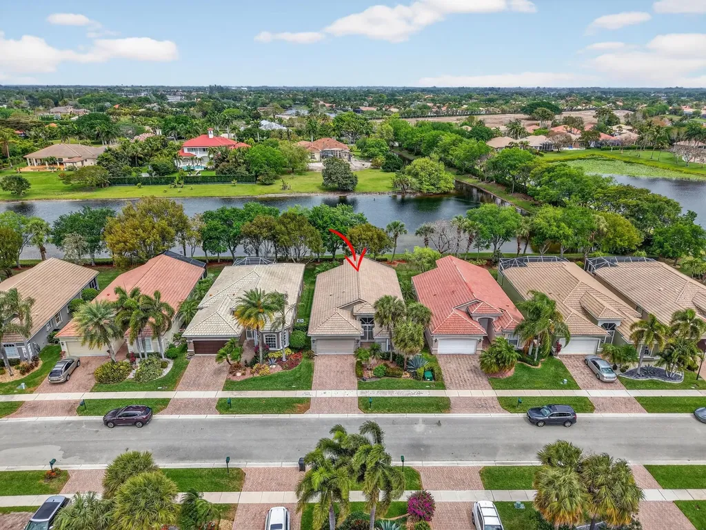 8647 Via Avellino Lake Worth FL 33467