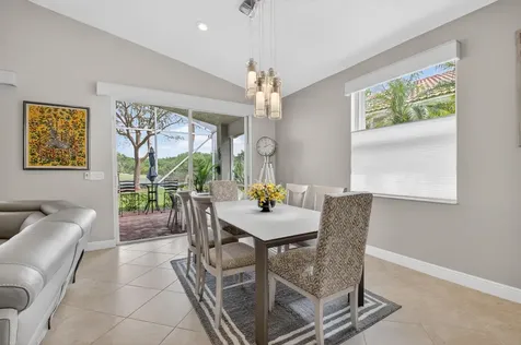 8647 Via Avellino Lake Worth FL 33467