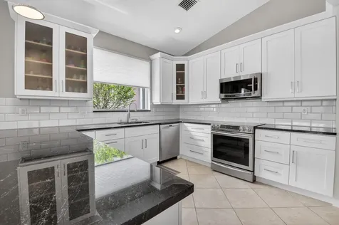 8647 Via Avellino Lake Worth FL 33467