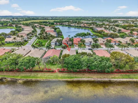 8647 Via Avellino Lake Worth FL 33467