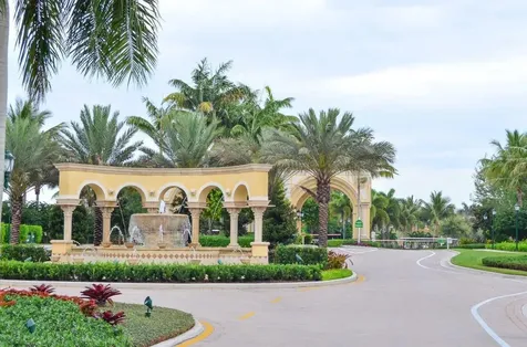 8647 Via Avellino Lake Worth FL 33467