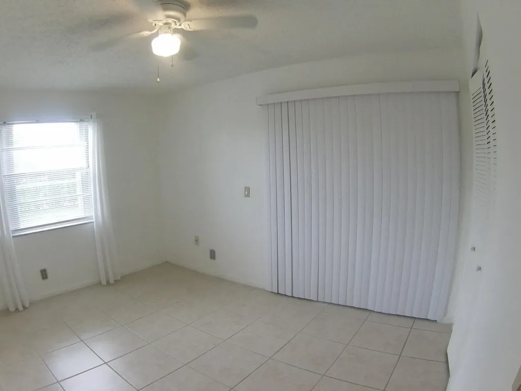 556 Capri L Delray Beach FL 33484