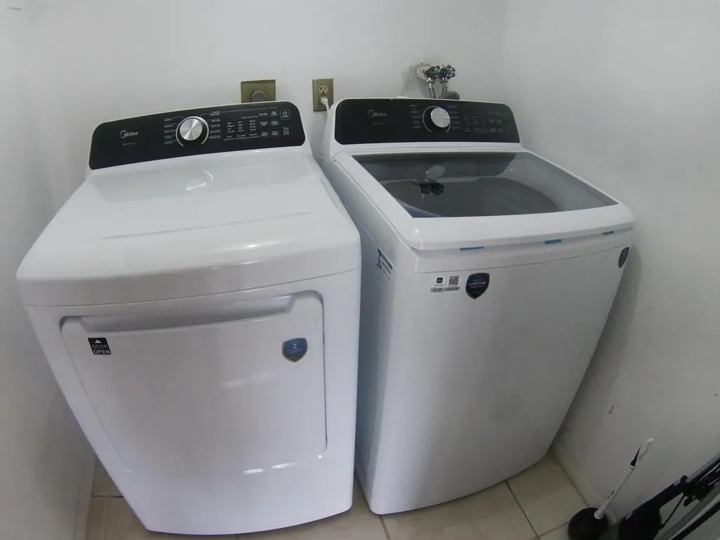 556 Capri L Delray Beach FL 33484