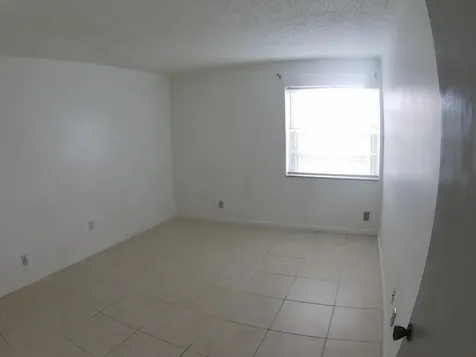 556 Capri L Delray Beach FL 33484