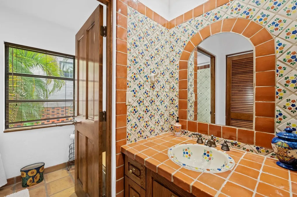 1511 E Lake Drive Fort Lauderdale FL 33316