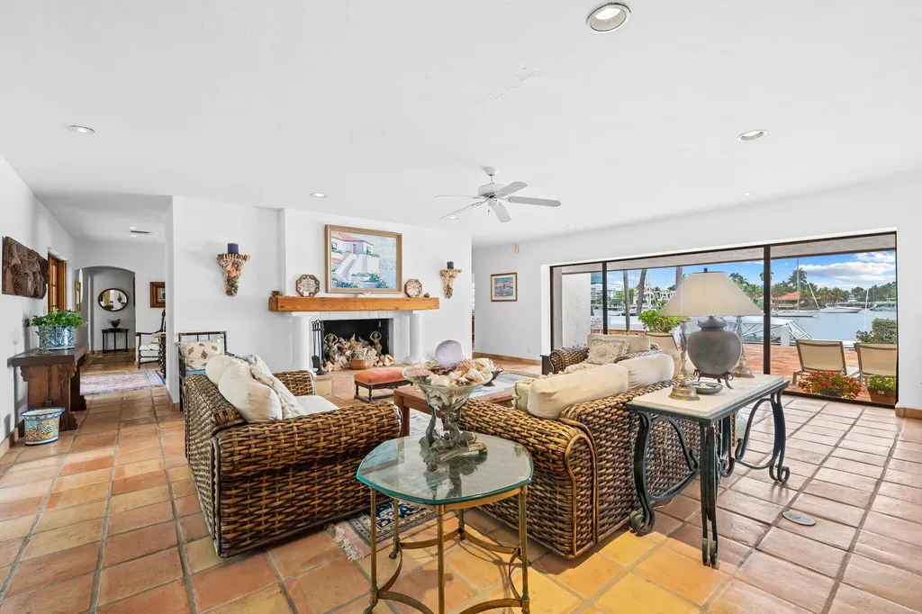 1511 E Lake Drive Fort Lauderdale FL 33316