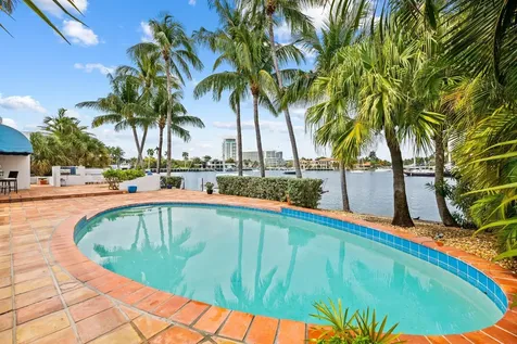1511 E Lake Drive Fort Lauderdale FL 33316