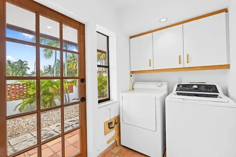 1511 E Lake Drive Fort Lauderdale FL 33316