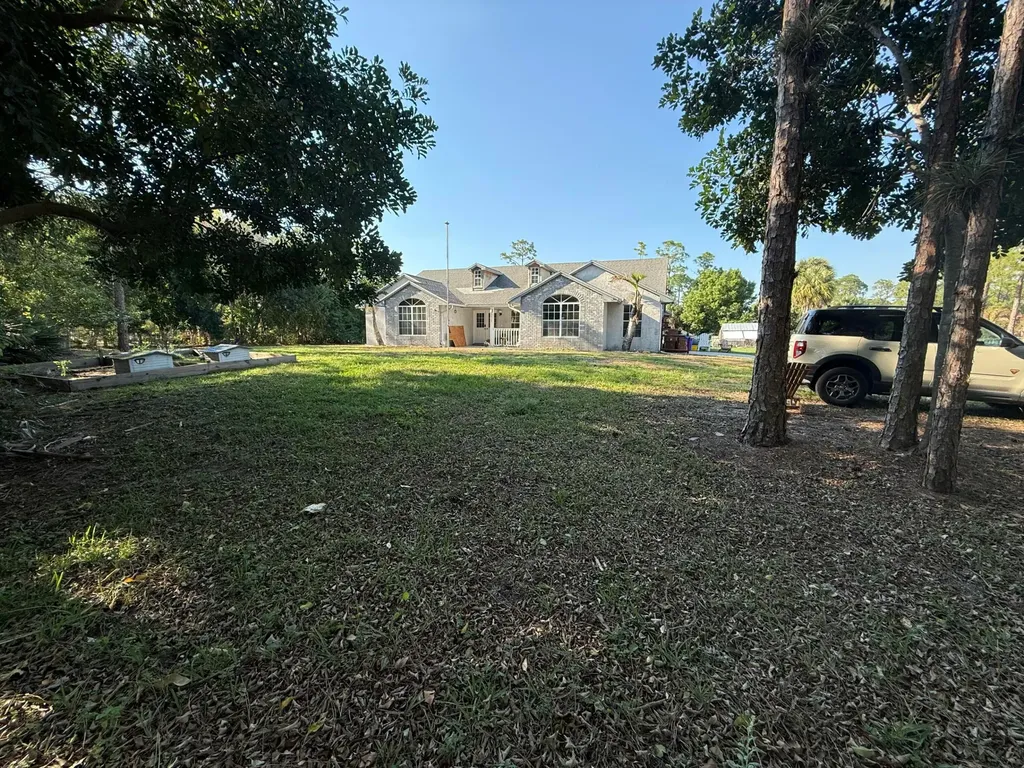 15515 N 94th Street Street N The Acreage FL 33412