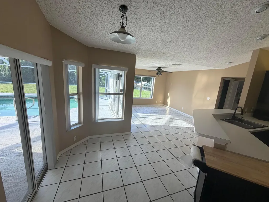 15515 N 94th Street Street N The Acreage FL 33412