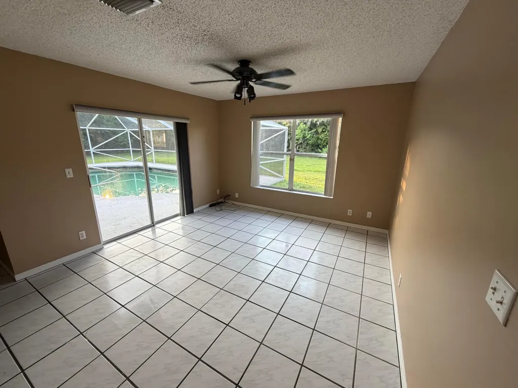 15515 N 94th Street Street N The Acreage FL 33412
