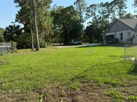 15515 N 94th Street Street N The Acreage FL 33412