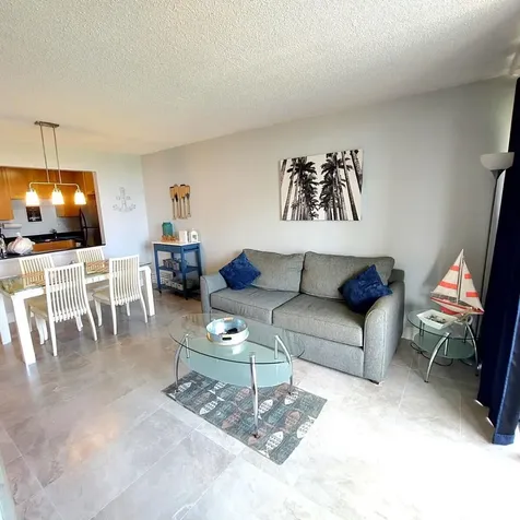 1830 Embassy Drive West Palm Beach FL 33401