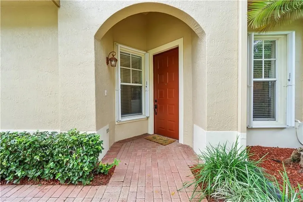 5742 NW 119th Drive Coral Springs FL 33076