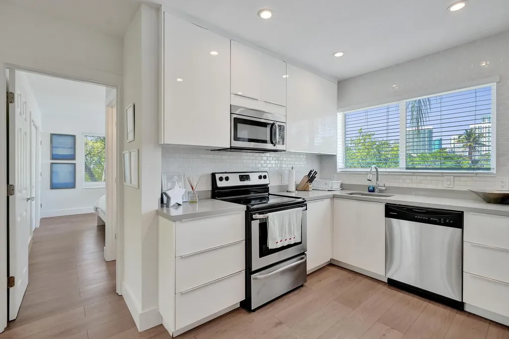 1415 SE 2nd Street Fort Lauderdale FL 33301