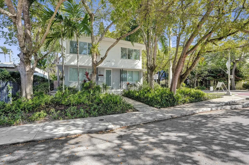 1415 SE 2nd Street Fort Lauderdale FL 33301