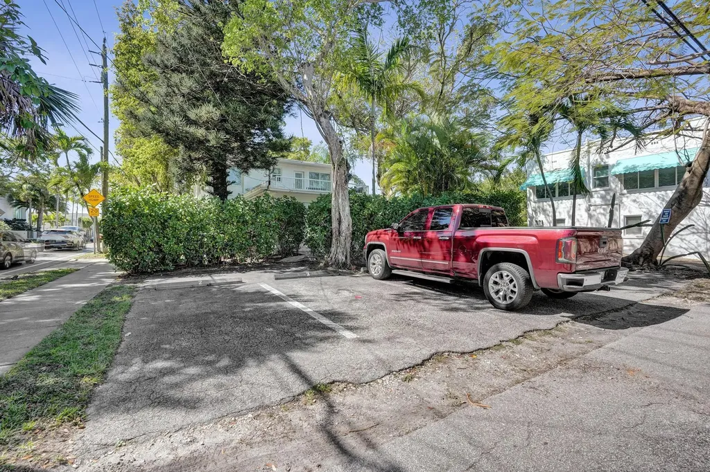 1415 SE 2nd Street Fort Lauderdale FL 33301