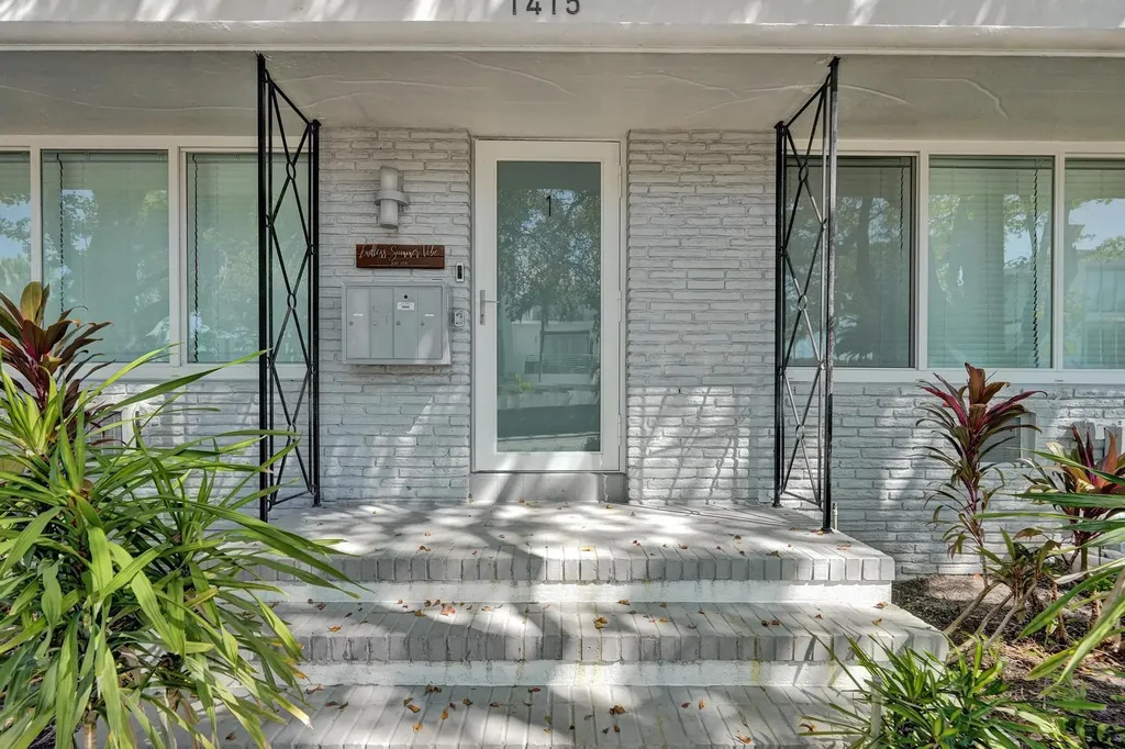 1415 SE 2nd Street Fort Lauderdale FL 33301
