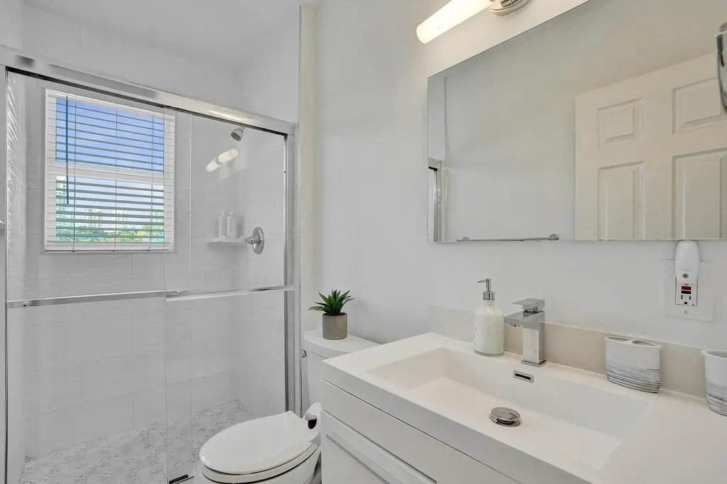 1415 SE 2nd Street Fort Lauderdale FL 33301